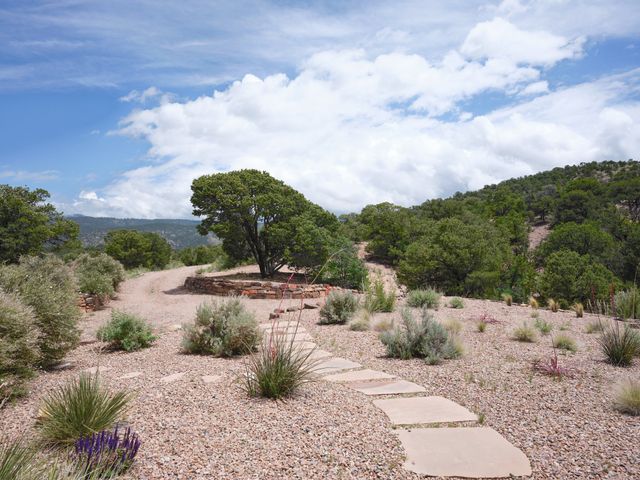 1 Canon Escondido, Santa Fe, NM 87506