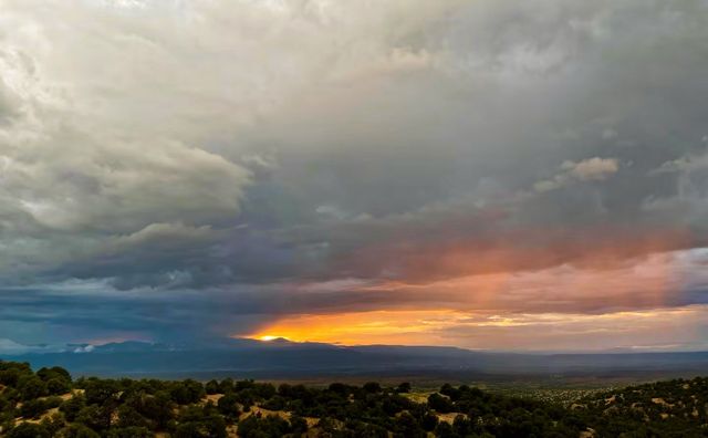 1 Canon Escondido, Santa Fe, NM 87506