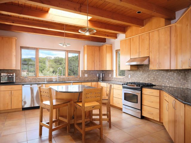 1 Canon Escondido, Santa Fe, NM 87506