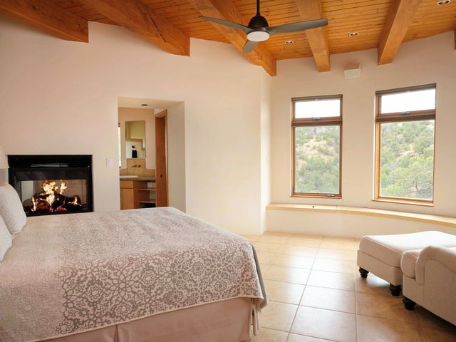 1 Canon Escondido, Santa Fe, NM 87506