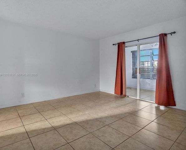 19105 NE 2nd Avenue 2118, Miami, FL 33179