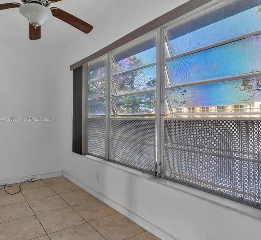 19105 NE 2nd Avenue 2118, Miami, FL 33179