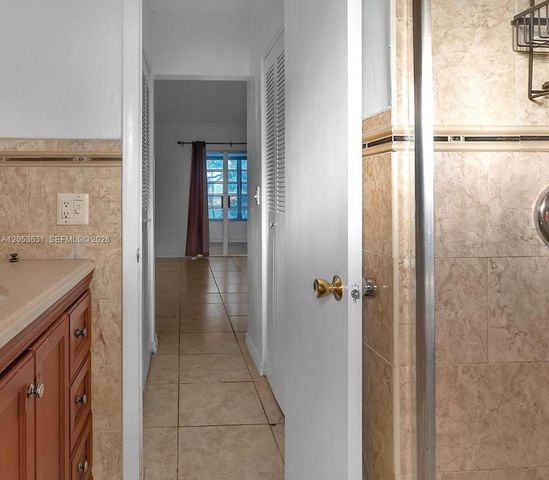 19105 NE 2nd Avenue 2118, Miami, FL 33179