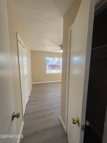 912 ARGENTINA Street, El Paso, TX 79903