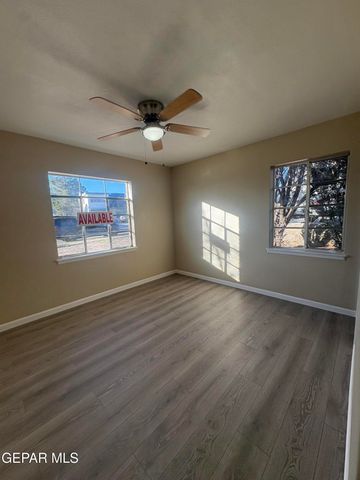 912 ARGENTINA Street, El Paso, TX 79903