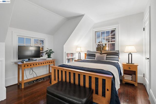 811 Grand St, Alameda, CA 94501