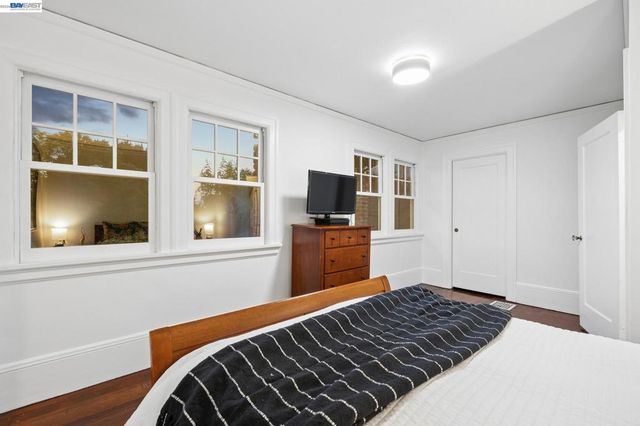 811 Grand St, Alameda, CA 94501