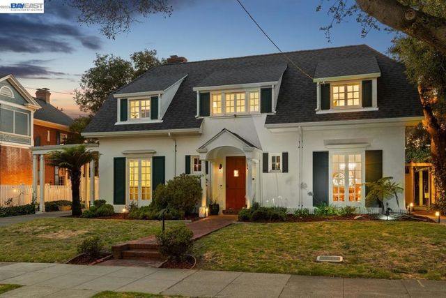 811 Grand St, Alameda, CA 94501