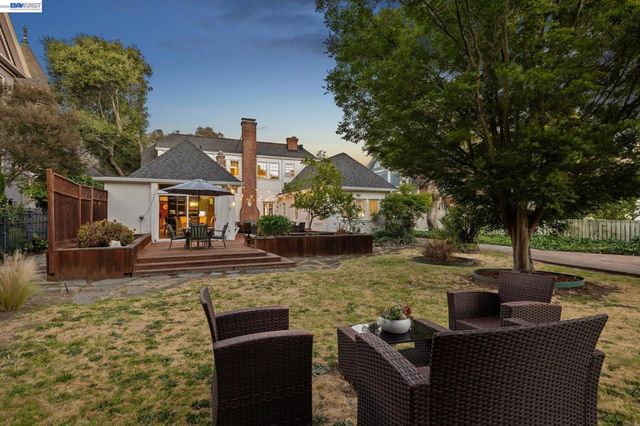 811 Grand St, Alameda, CA 94501