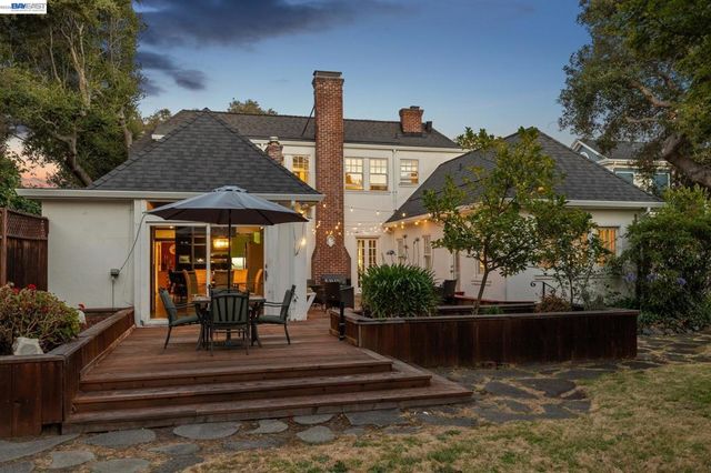 811 Grand St, Alameda, CA 94501