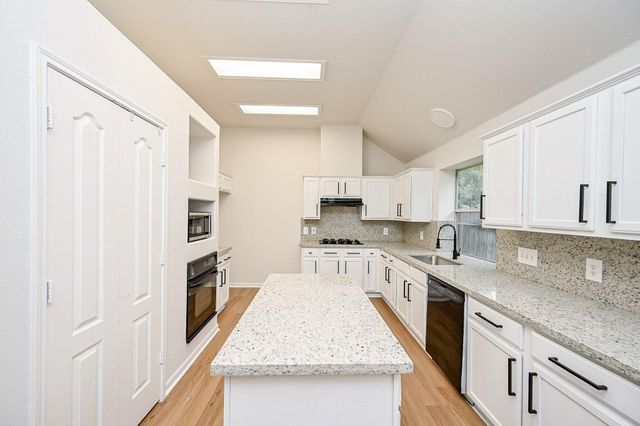 13007 Turnbridge Trail, Houston, TX 77065