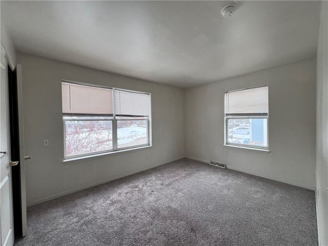 194 Baker Ave, Clairton, PA 15025