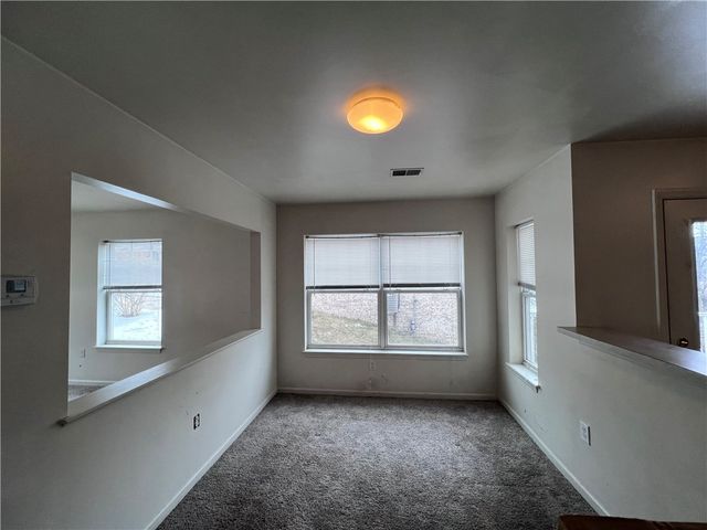 194 Baker Ave, Clairton, PA 15025