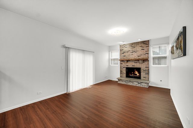 371 Cimarron Court, Aurora, IL 60504