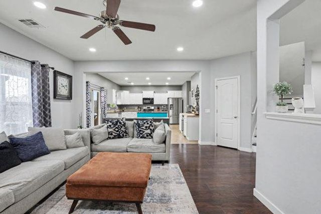 19433 Vista Avenue, Edmond, OK 73012