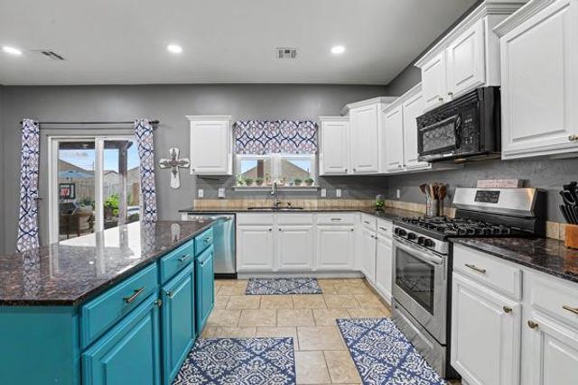 19433 Vista Avenue, Edmond, OK 73012