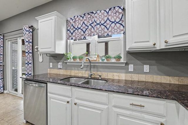 19433 Vista Avenue, Edmond, OK 73012