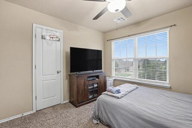 19433 Vista Avenue, Edmond, OK 73012