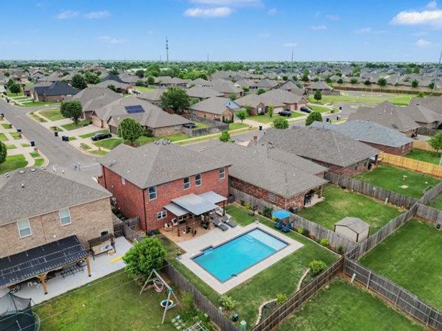 19433 Vista Avenue, Edmond, OK 73012