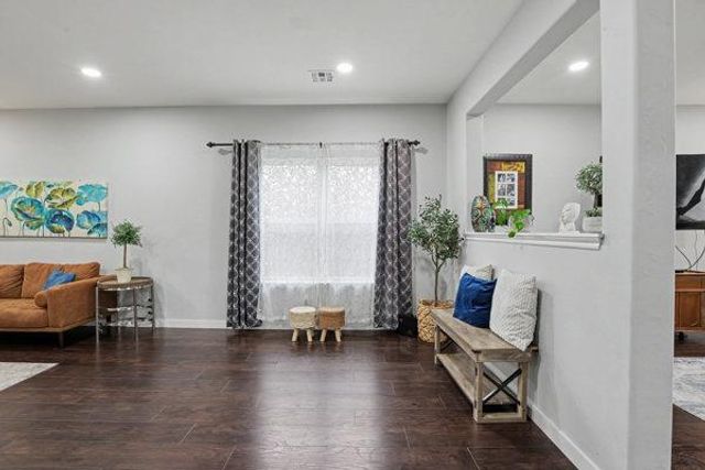 19433 Vista Avenue, Edmond, OK 73012