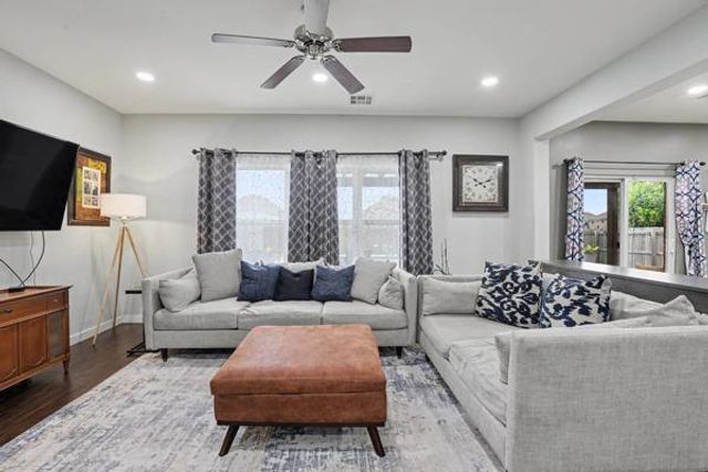 19433 Vista Avenue, Edmond, OK 73012