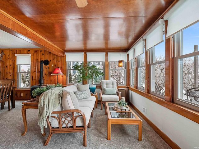 6001 E Island Avenue, Syracuse, IN 46567