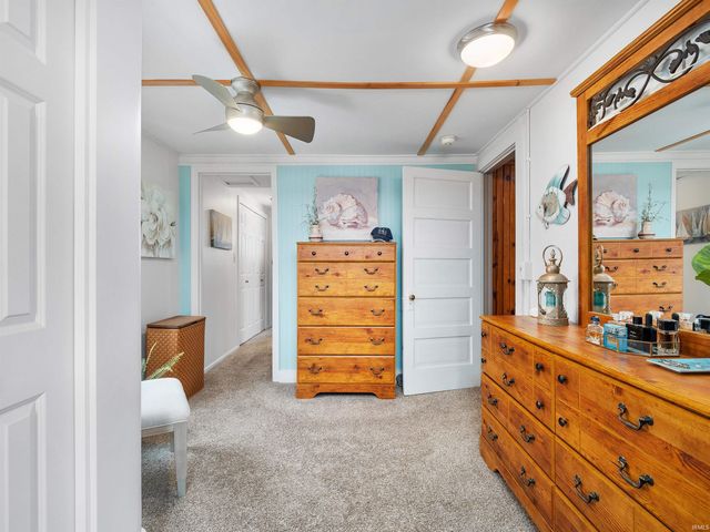 6001 E Island Avenue, Syracuse, IN 46567