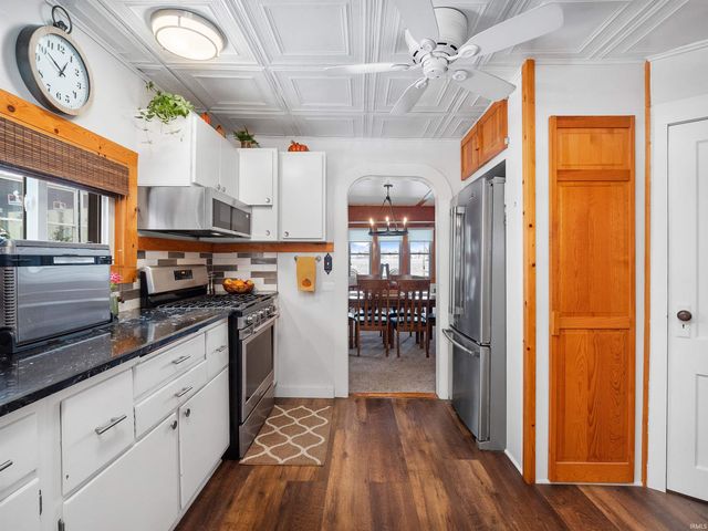 6001 E Island Avenue, Syracuse, IN 46567