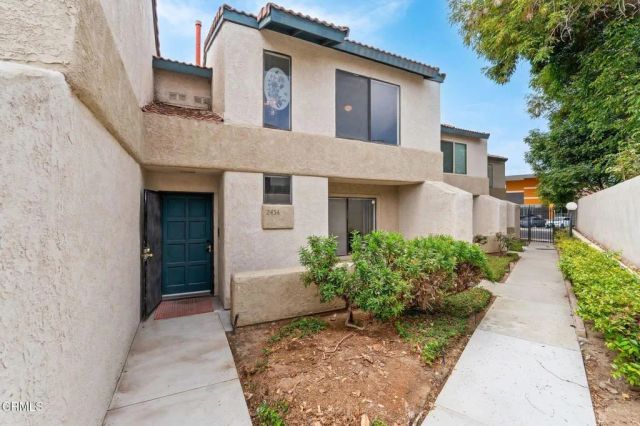 2454 Manzanita Drive, Oxnard, CA 93033