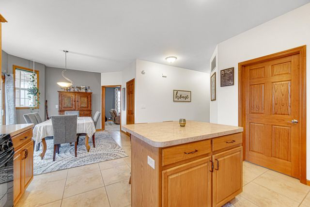 215 Talon Drive, Valparaiso, IN 46385