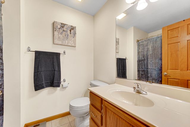 215 Talon Drive, Valparaiso, IN 46385