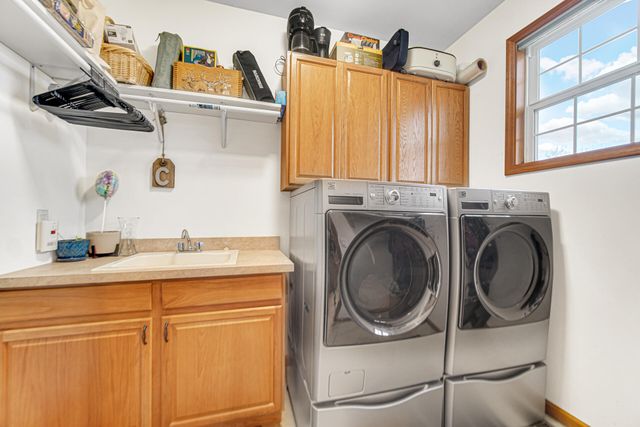 215 Talon Drive, Valparaiso, IN 46385