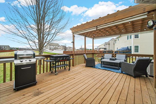 215 Talon Drive, Valparaiso, IN 46385