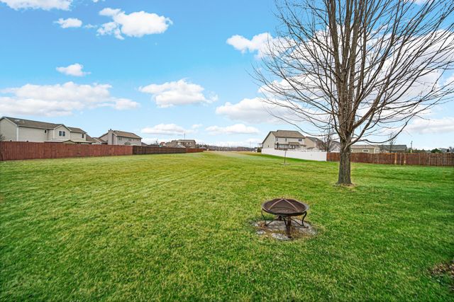 215 Talon Drive, Valparaiso, IN 46385