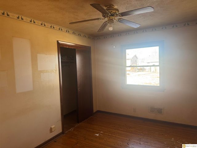 9134 Taylor Street, Omaha, NE 68134