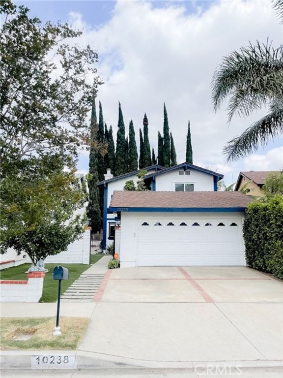 10238 Brooke, Chatsworth (los Angeles), CA 91311