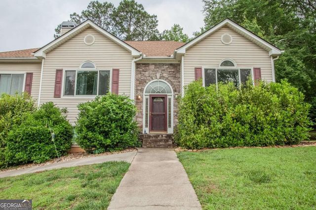 126 W Woodland Manor, Temple, GA 30179