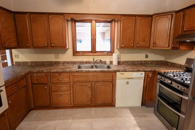 W8108 Dunning Road, Pardeeville, WI 53954