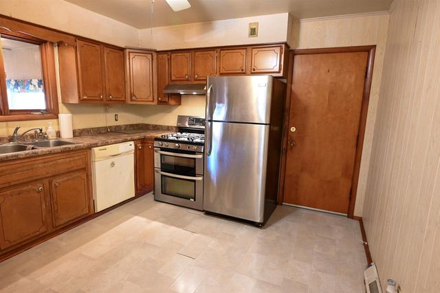 W8108 Dunning Road, Pardeeville, WI 53954