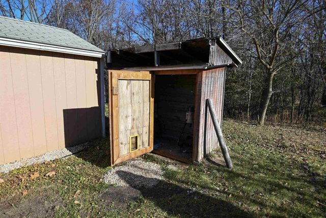 W8108 Dunning Road, Pardeeville, WI 53954