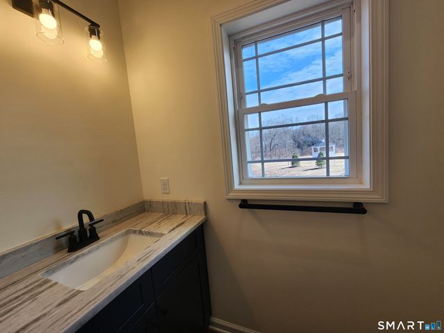 100 Mulholland Way 51, North Haven, CT 06473