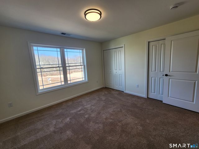 100 Mulholland Way 51, North Haven, CT 06473