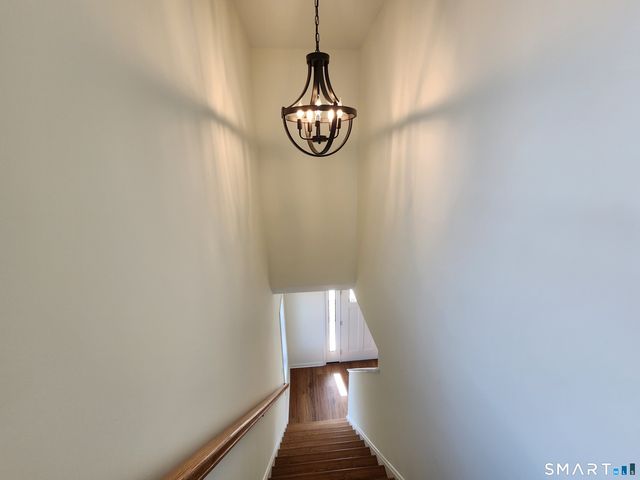 100 Mulholland Way 51, North Haven, CT 06473