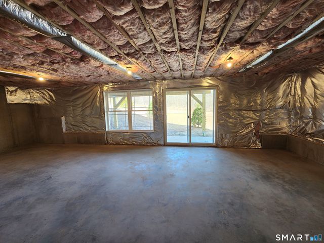 100 Mulholland Way 51, North Haven, CT 06473