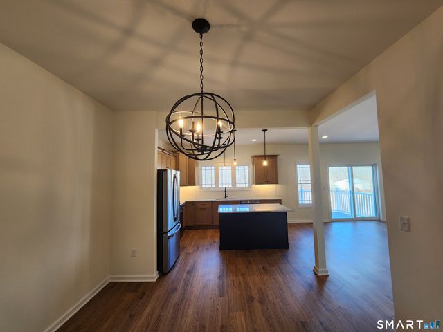 100 Mulholland Way 51, North Haven, CT 06473