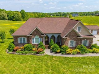514 Clover Leaf Road, Marshville, NC 28103