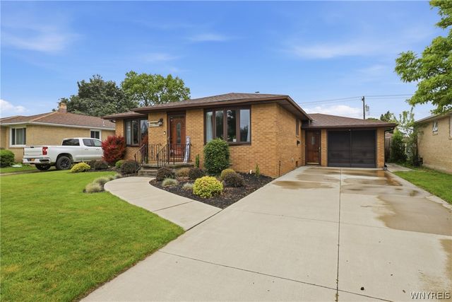 96 Ceil Drive, Cheektowaga, NY 14227