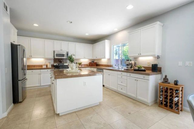 43020 Bigh Ct, Temecula, CA 92592