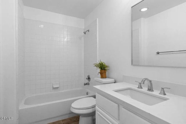 3412 Rockhampton Drive, Camarillo, CA 93012