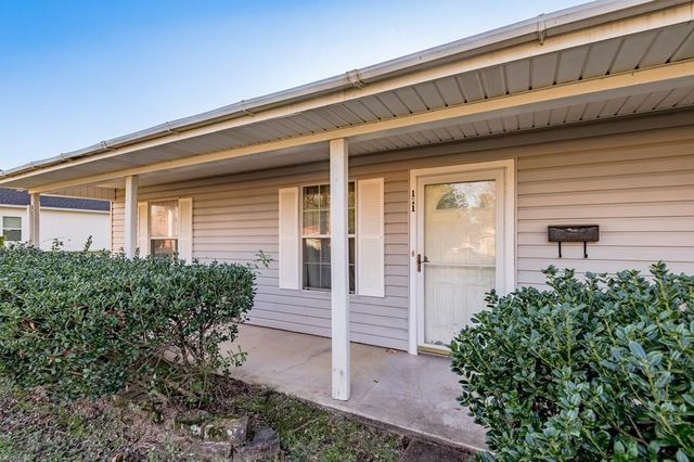 111 Hemlock Road, Lufkin, TX 75901